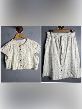 Loft NWT 2 piece set top and skirt, 100% cotton.  Size 10 petite.
